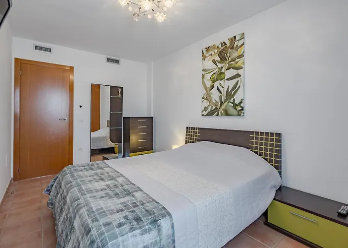 Apartament Townhouse Paraiso 2 *